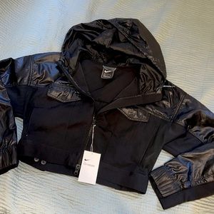 NWT Cropped Nike Jacket
